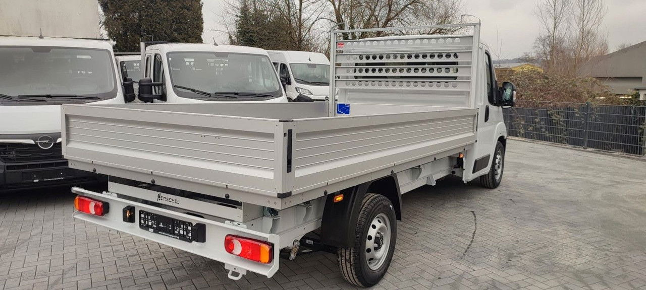 New Flatbed van Opel Movano Pritsche Automatik 180PS: picture 6