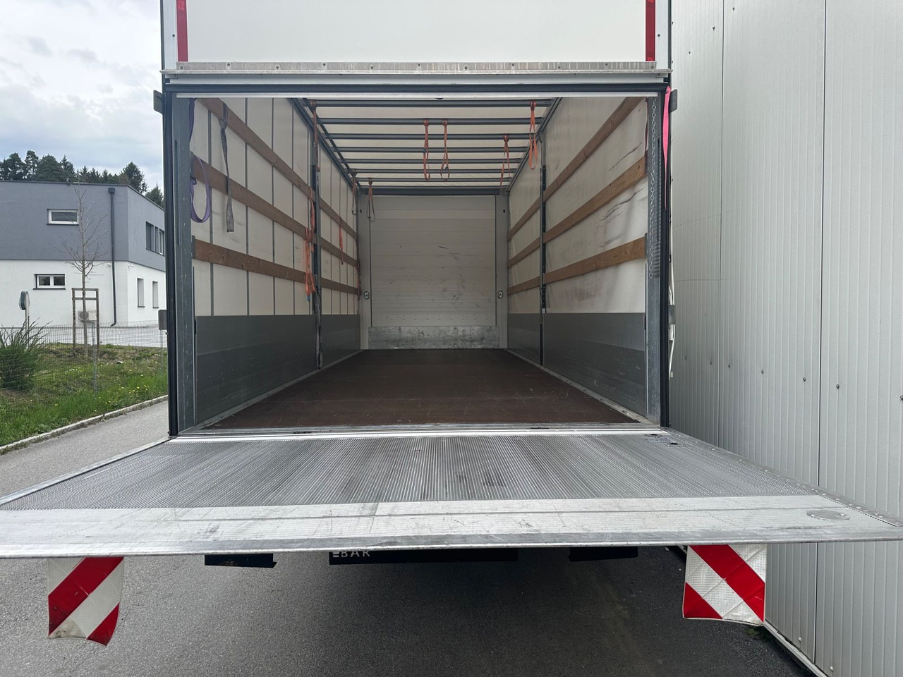DAF LF 260 8Gang Bär-LBW - Curtainsider truck: picture 5 DAF LF 260 8Gang Bär-LBW - Curtainsider truck: picture 5