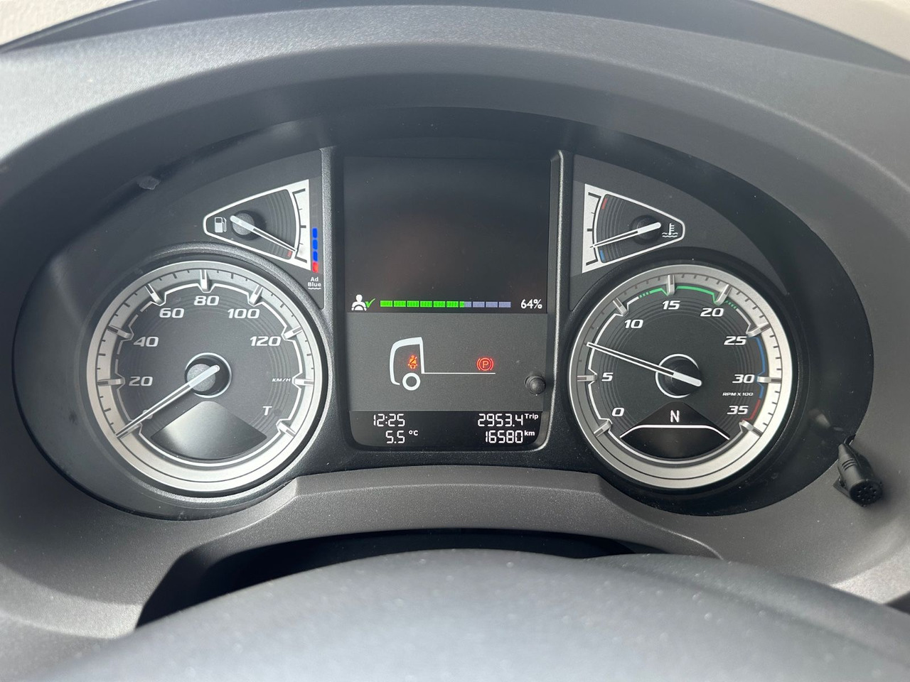 Container transporter/ Swap body truck DAF LF 310 8G LBW Bär2T 3J-Garatnie DAF LF 310 8G LBW Bär2T 3J-Garatnie: picture 6 Container transporter/ Swap body truck DAF LF 310 8G LBW Bär2T 3J-Garatnie DAF LF 310 8G LBW Bär2T 3J-Garatnie: picture 6