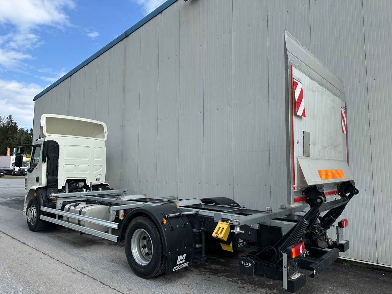 Container transporter/ Swap body truck DAF LF 310 8G LBW Bär2T 3J-Garatnie DAF LF 310 8G LBW Bär2T 3J-Garatnie: picture 12 Container transporter/ Swap body truck DAF LF 310 8G LBW Bär2T 3J-Garatnie DAF LF 310 8G LBW Bär2T 3J-Garatnie: picture 12