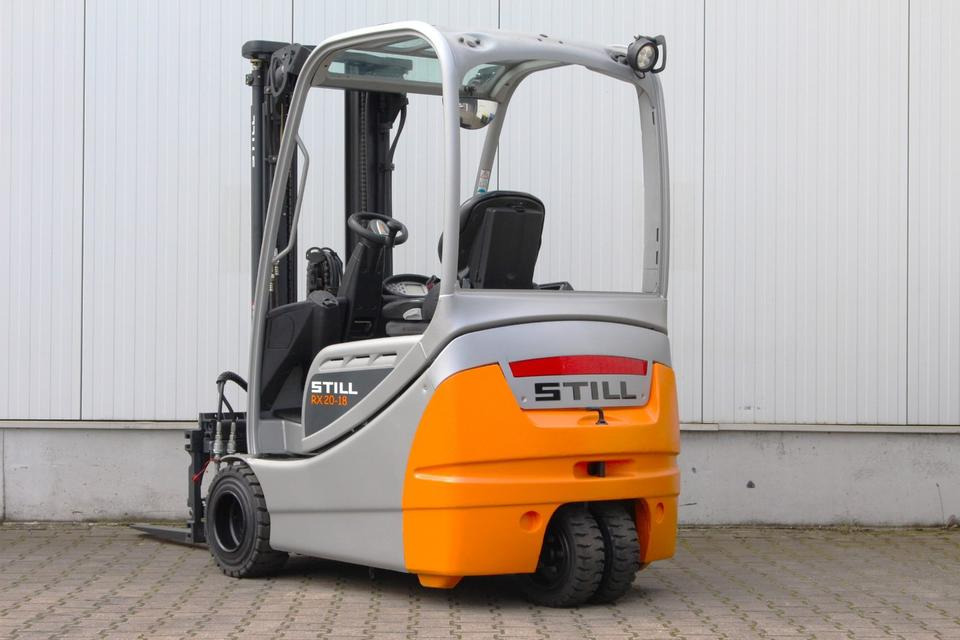 Electric forklift STILL RX20-18 Triplex Zinkenversteller: picture 6