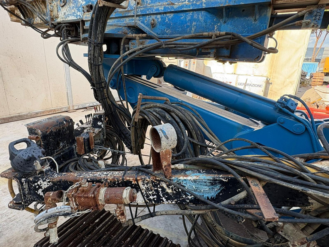 Soilmec SM 401 - Drilling rig: picture 3 Soilmec SM 401 - Drilling rig: picture 3