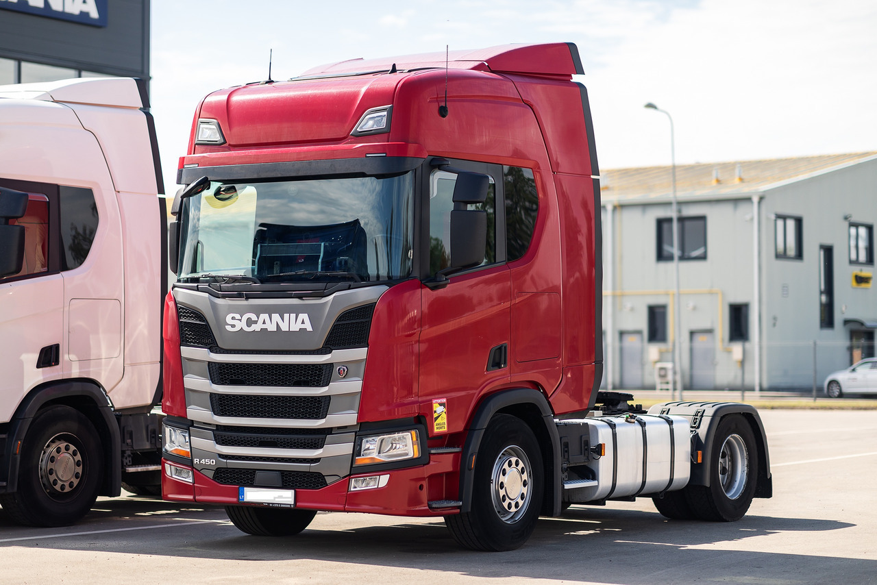 SCANIA R450 - Tractor unit: picture 1 SCANIA R450 - Tractor unit: picture 1