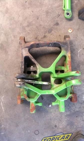 JOHN DEERE WÓZEK ŁAWA PRZÓD Support L155254 - Suspension for Agricultural machinery: picture 4 JOHN DEERE WÓZEK ŁAWA PRZÓD Support L155254 - Suspension for Agricultural machinery: picture 4