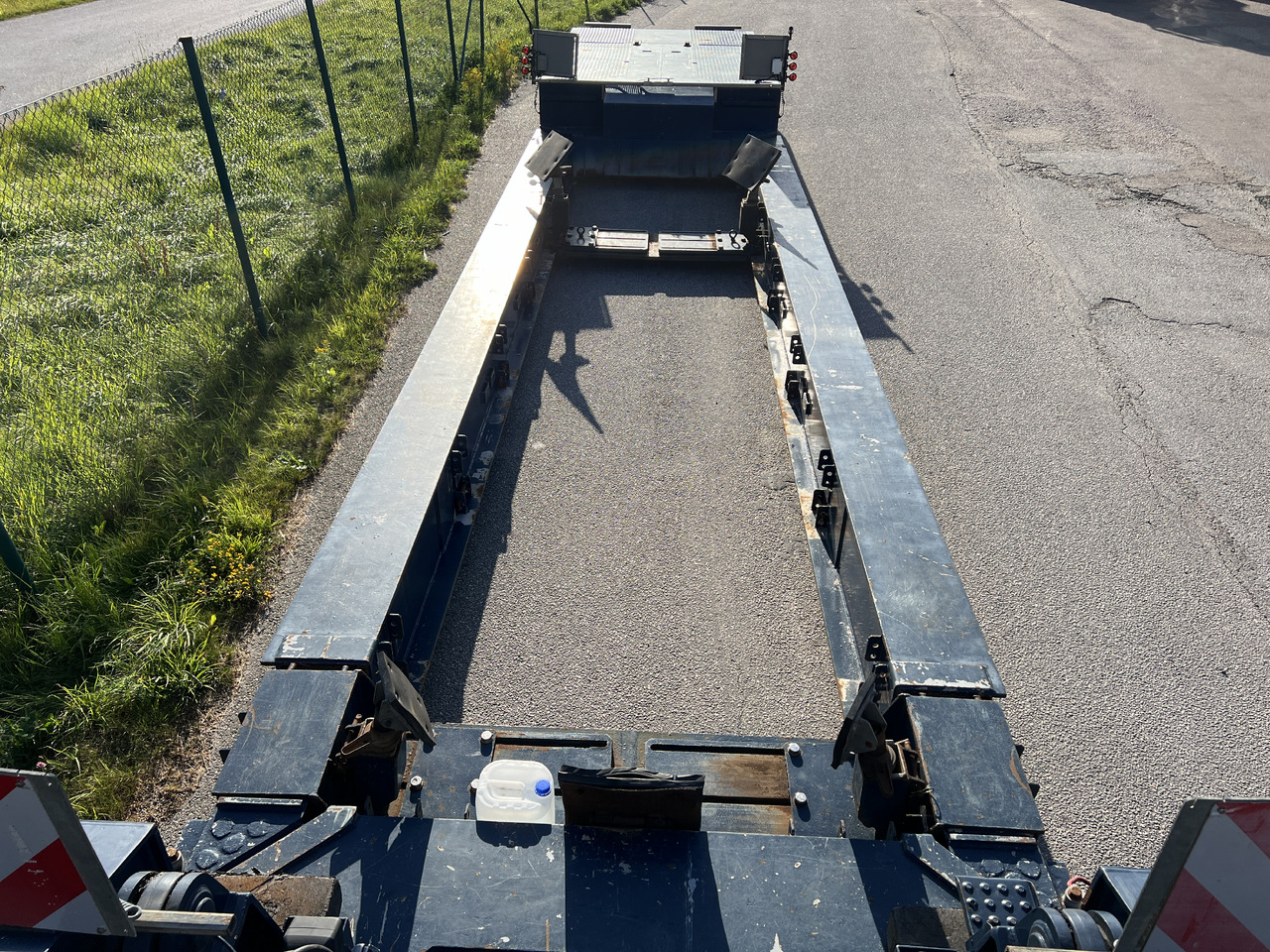 BROSHUIS 3 ADB-38 - Low loader semi-trailer: picture 5 BROSHUIS 3 ADB-38 - Low loader semi-trailer: picture 5
