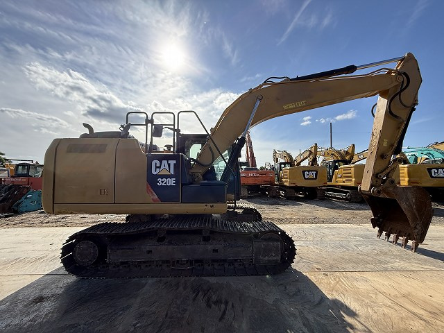 CAT 320E-2 - Crawler excavator: picture 3 CAT 320E-2 - Crawler excavator: picture 3