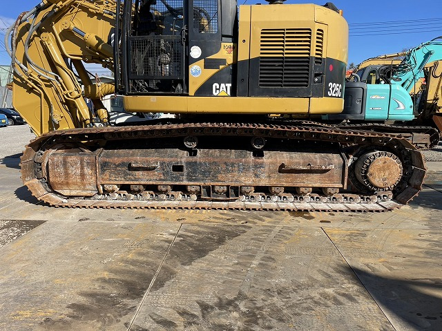 Crawler excavator CAT 325C: picture 9 Crawler excavator CAT 325C: picture 9