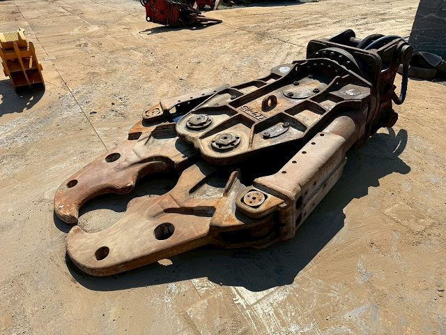 NPK SV-47X - Demolition shears: picture 1 NPK SV-47X - Demolition shears: picture 1