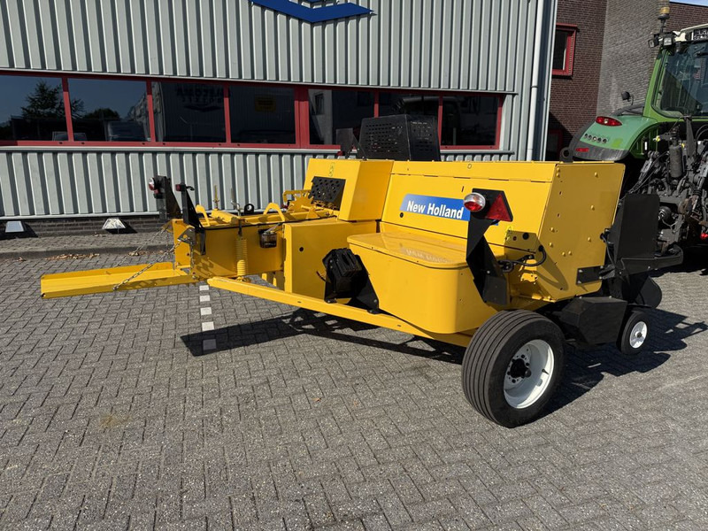 New Holland BC5060 Mini Balenpers - Square baler: picture 3 New Holland BC5060 Mini Balenpers - Square baler: picture 3