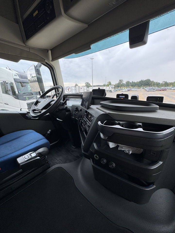 VOLVO 6x2 - Tractor unit: picture 2 VOLVO 6x2 - Tractor unit: picture 2
