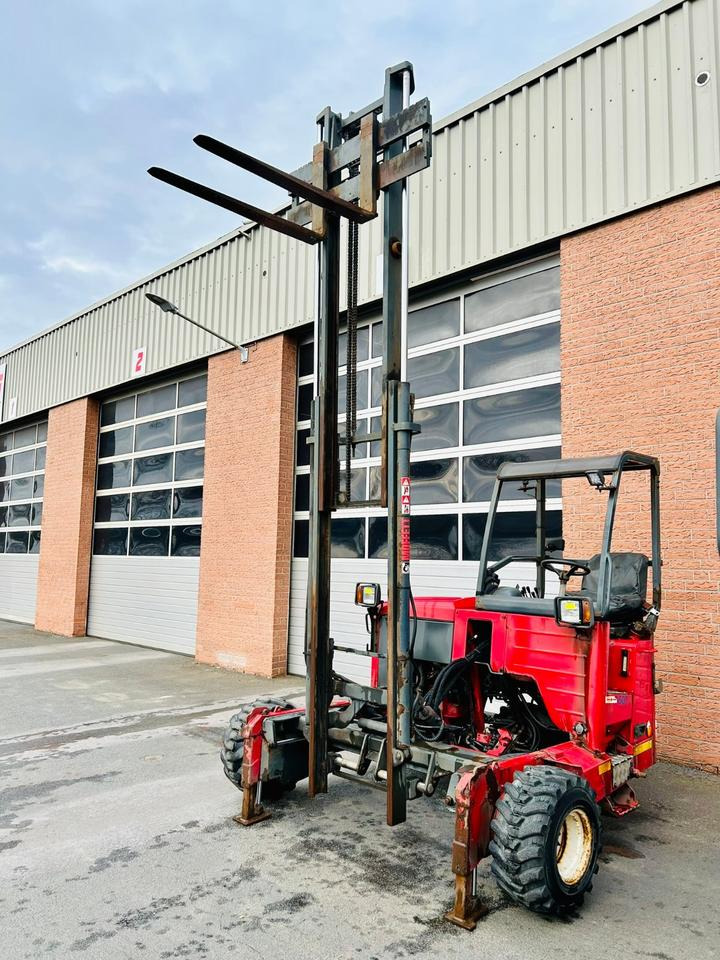Moffett M5-20.3 + Bj. 2014 + 3,66mtr. Masthöhe + gr. Reifen - Truck mounted forklift: picture 2 Moffett M5-20.3 + Bj. 2014 + 3,66mtr. Masthöhe + gr. Reifen - Truck mounted forklift: picture 2