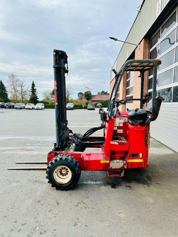 Moffett M5-20.3 + Bj. 2014 + 3,66mtr. Masthöhe + gr. Reifen - Truck mounted forklift: picture 4 Moffett M5-20.3 + Bj. 2014 + 3,66mtr. Masthöhe + gr. Reifen - Truck mounted forklift: picture 4