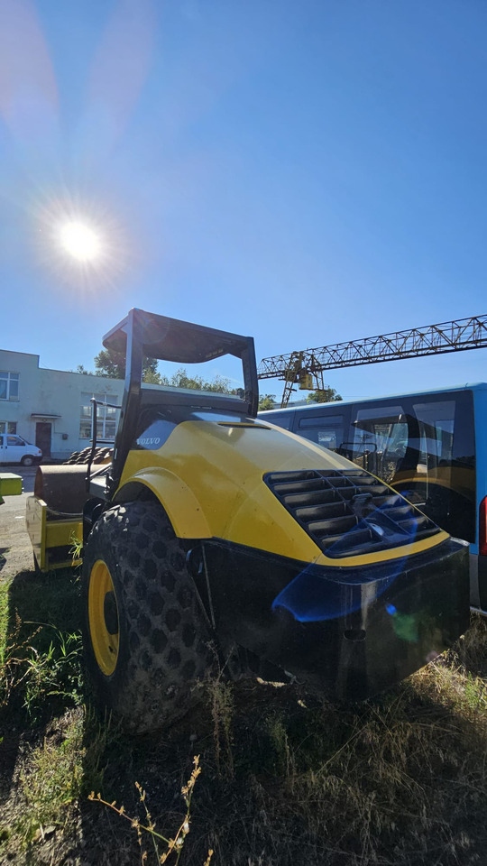 VOLVO SD100D - Compactor: picture 4 VOLVO SD100D - Compactor: picture 4