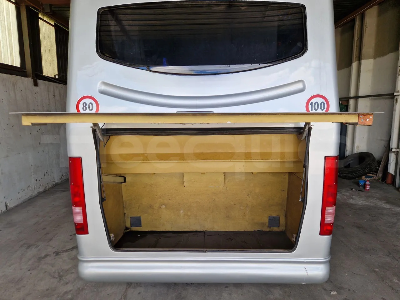 Coach Iveco 65C15/70: picture 20