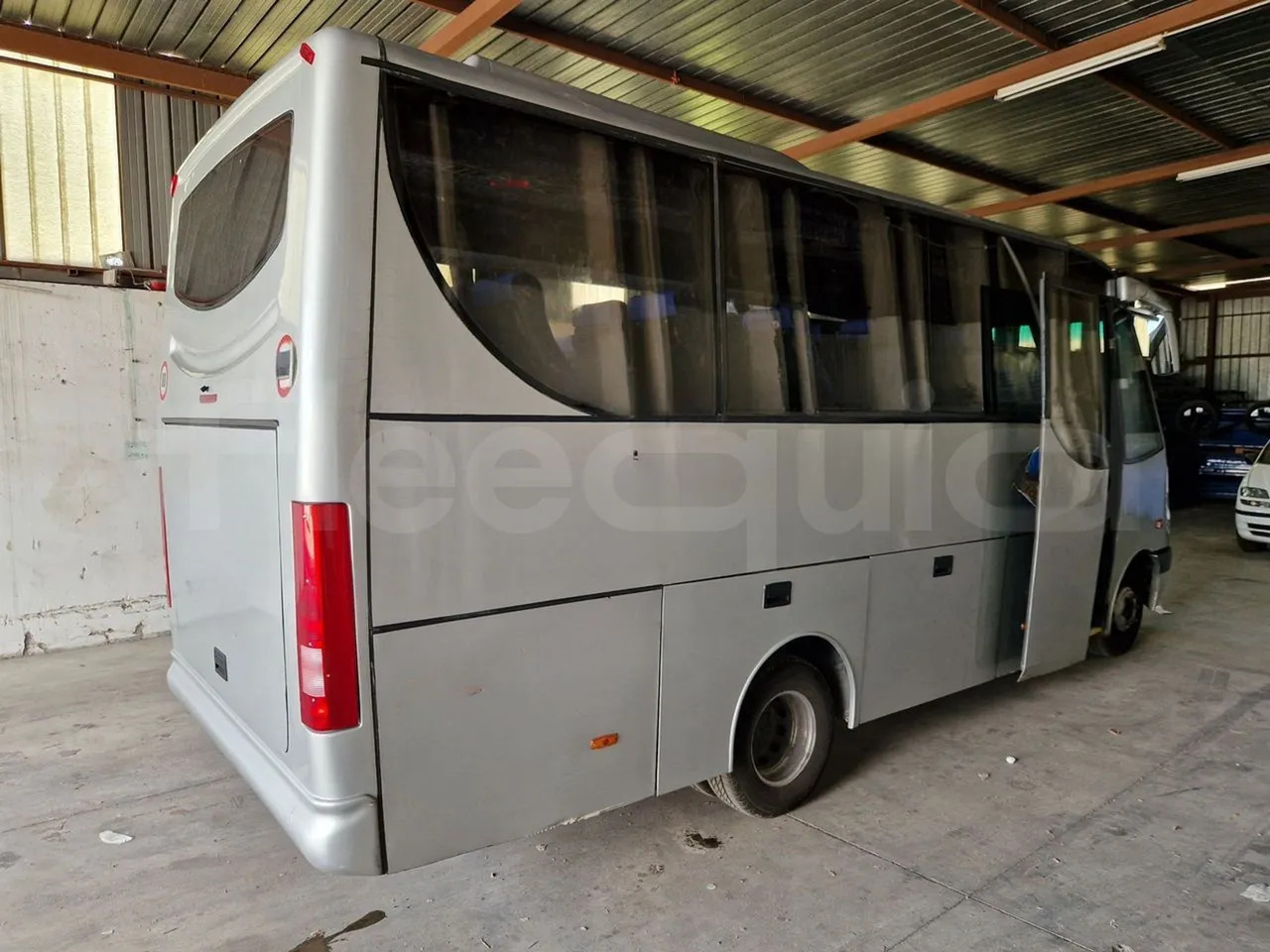 Coach Iveco 65C15/70: picture 10