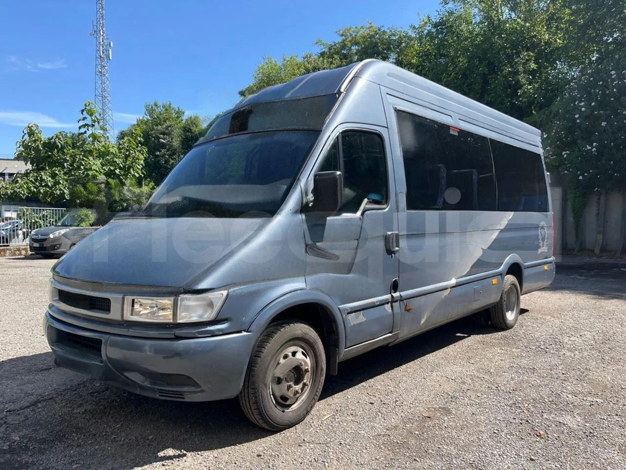 Iveco Daily - Suburban bus: picture 4 Iveco Daily - Suburban bus: picture 4