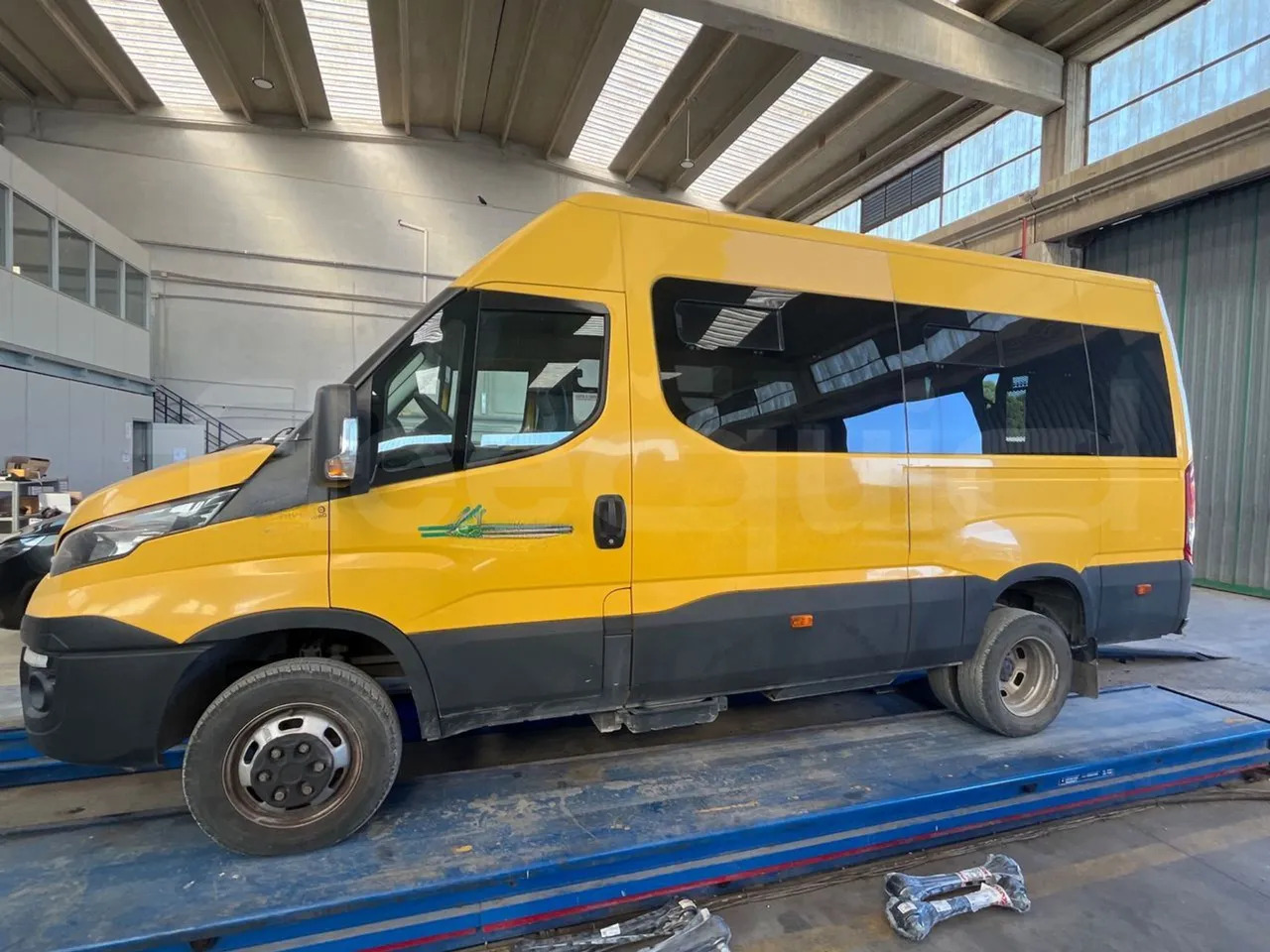Iveco Daily - School bus: picture 5 Iveco Daily - School bus: picture 5