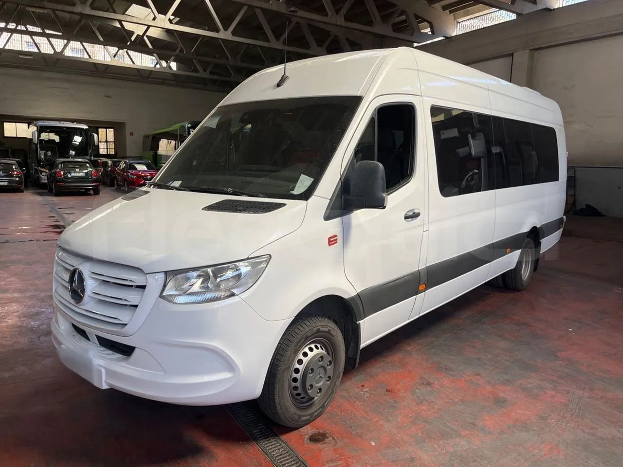 Mercedes-Benz Sprinter - Minibus, Passenger van: picture 4 Mercedes-Benz Sprinter - Minibus, Passenger van: picture 4