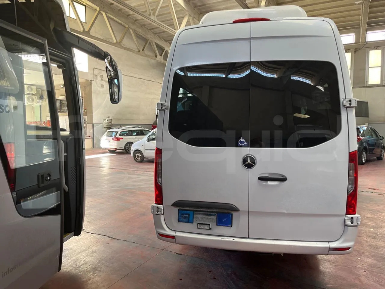 Mercedes-Benz Sprinter - Minibus, Passenger van: picture 5 Mercedes-Benz Sprinter - Minibus, Passenger van: picture 5