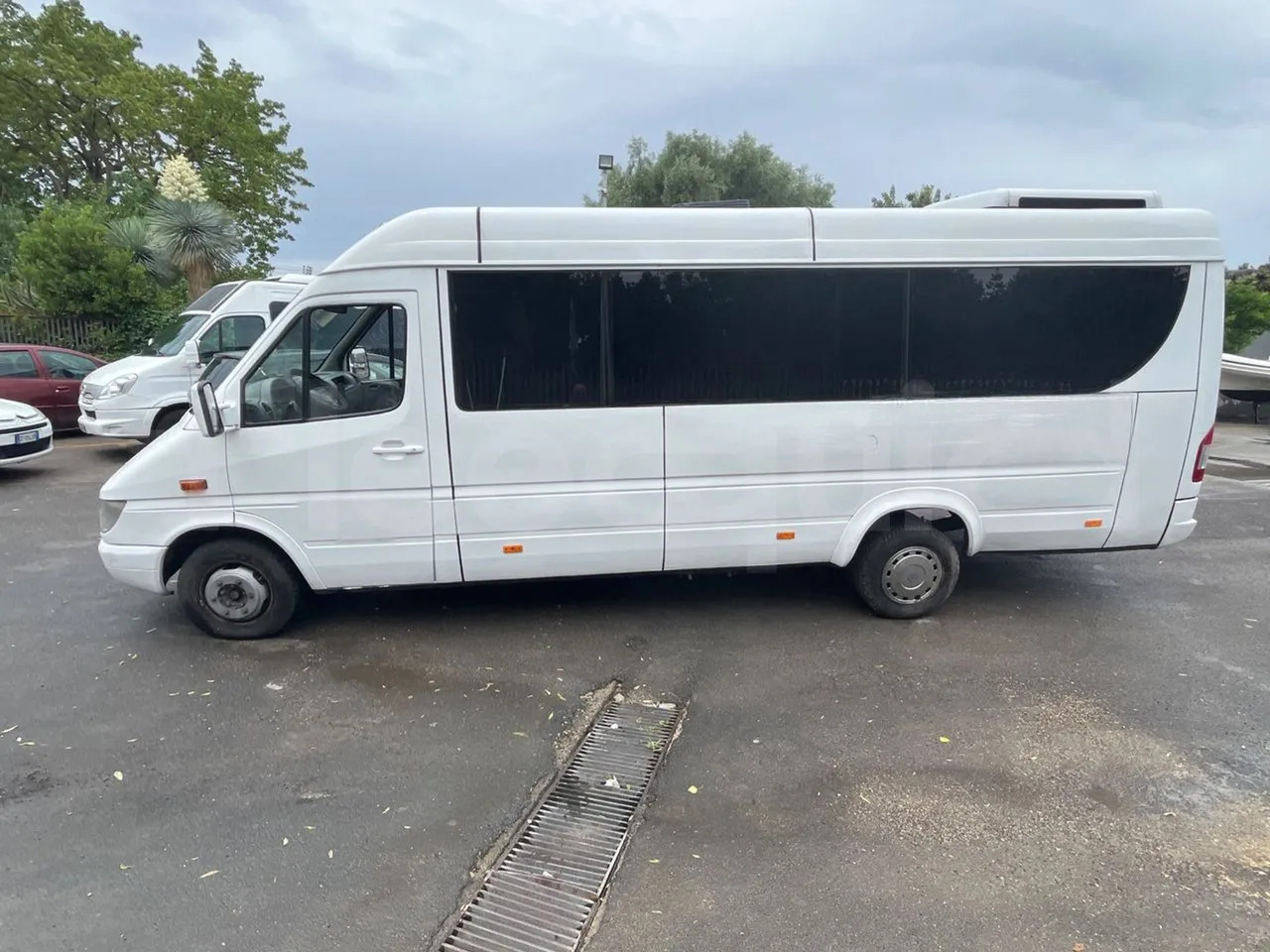 Suburban bus Mercedes-Benz Sprinter: picture 6 Suburban bus Mercedes-Benz Sprinter: picture 6