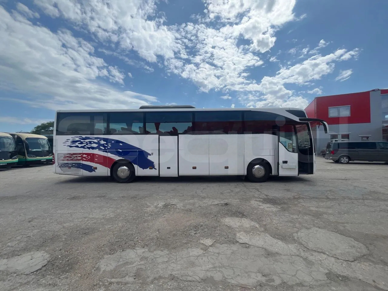 Coach Mercedes-Benz Tourismo: picture 8