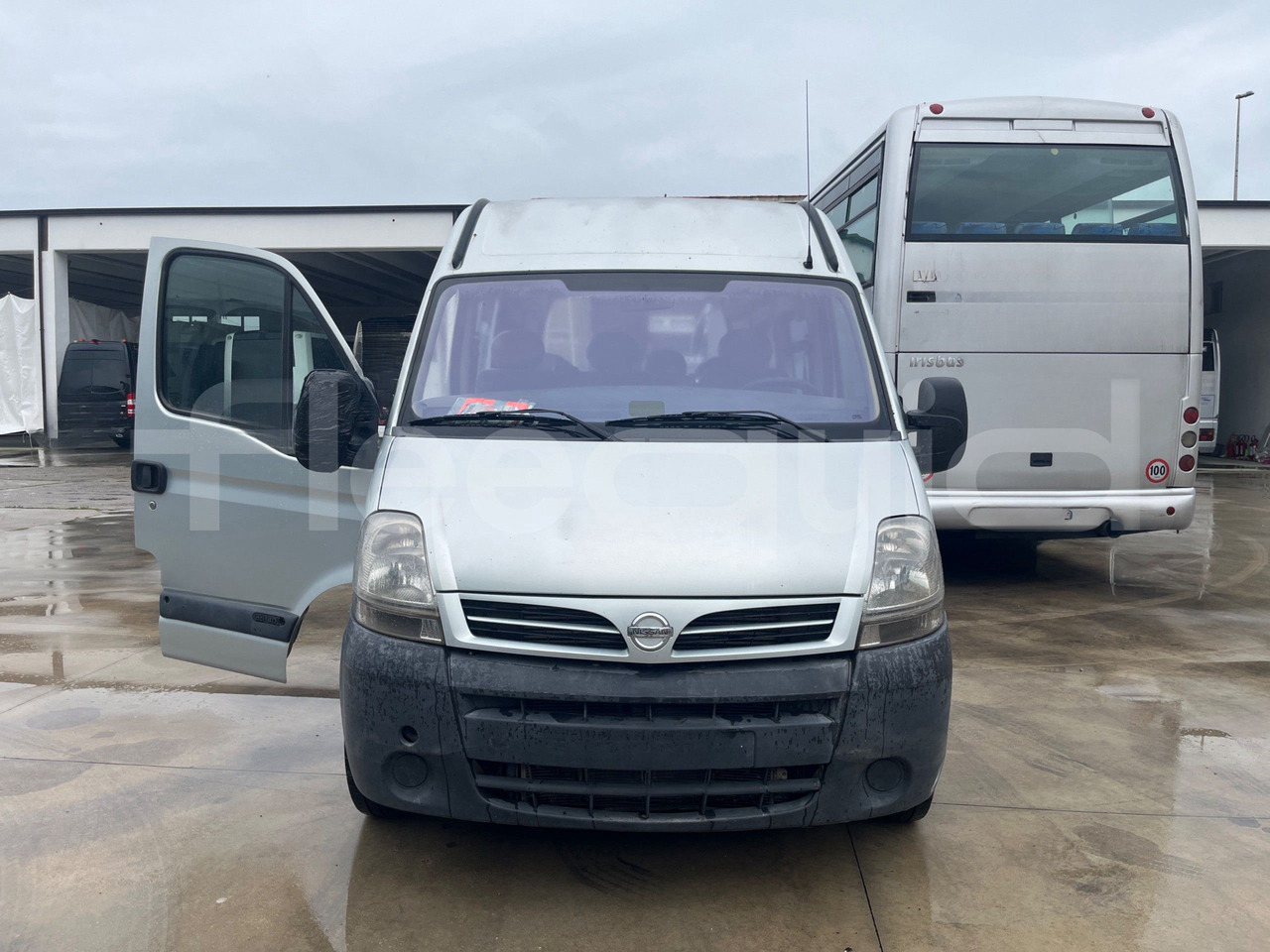 Nissan Interstar - Minibus, Passenger van: picture 2 Nissan Interstar - Minibus, Passenger van: picture 2