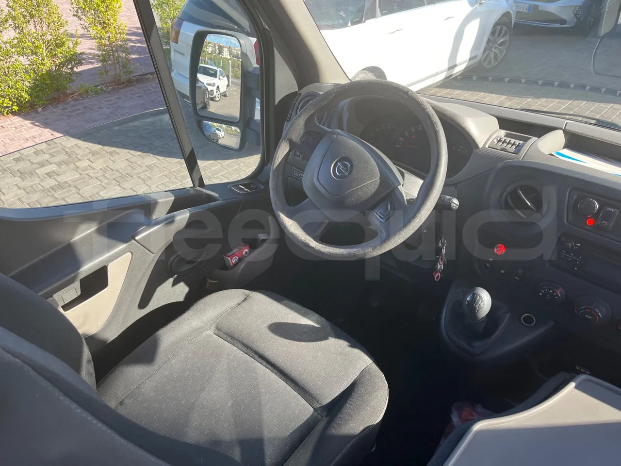 Suburban bus Opel Movano: picture 19 Suburban bus Opel Movano: picture 19