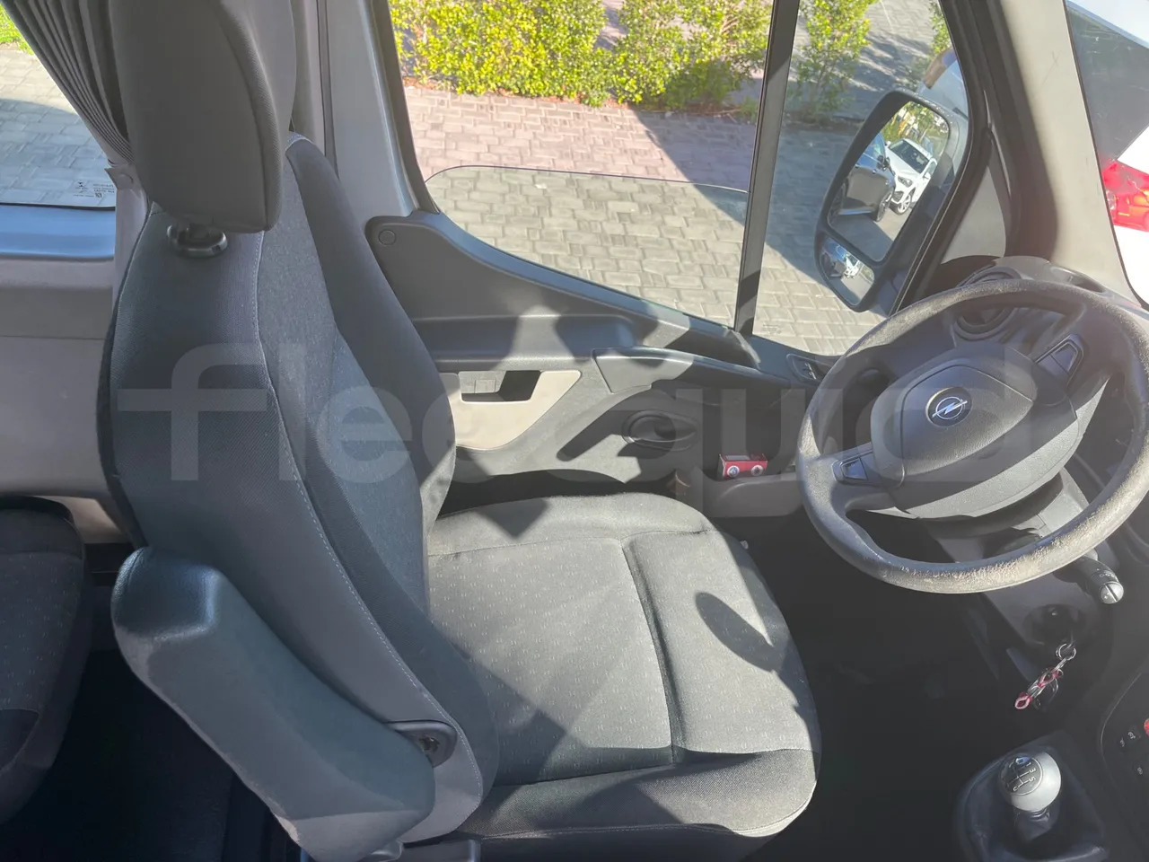 Suburban bus Opel Movano: picture 17 Suburban bus Opel Movano: picture 17