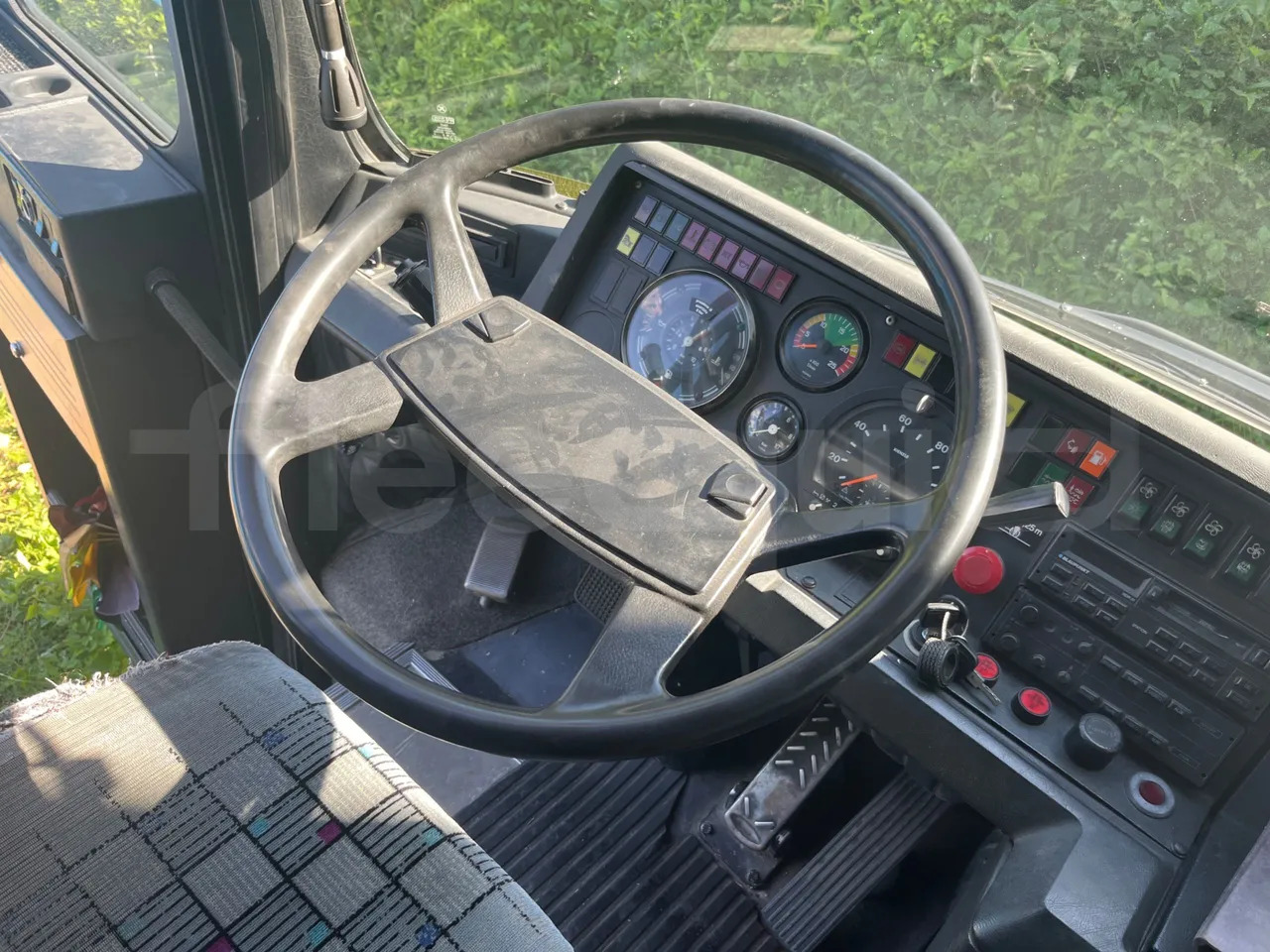 Setra S210 on lease Setra S210: picture 19