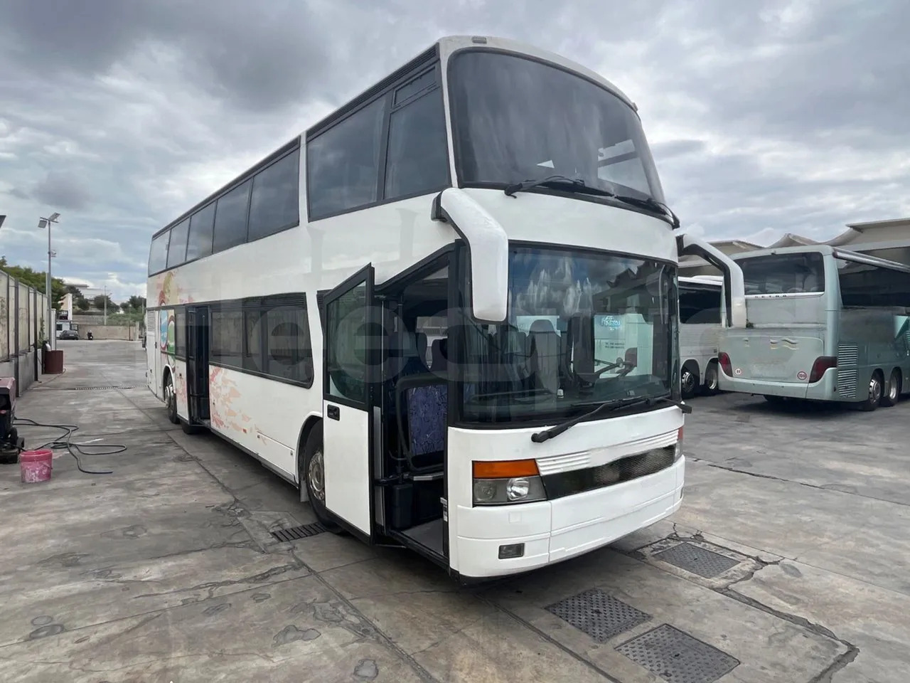 Double-decker bus Setra S328: picture 11