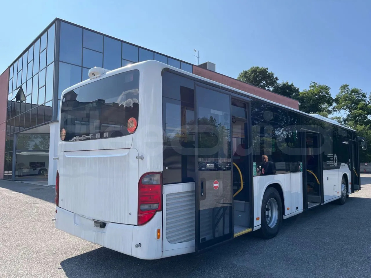 Setra S415 on lease Setra S415: picture 7 Setra S415 on lease Setra S415: picture 7
