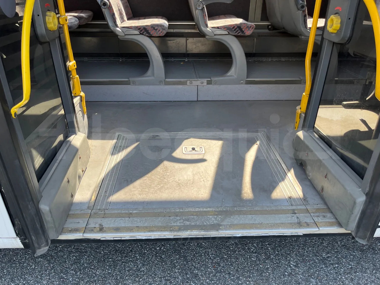 Setra S415 on lease Setra S415: picture 14 Setra S415 on lease Setra S415: picture 14