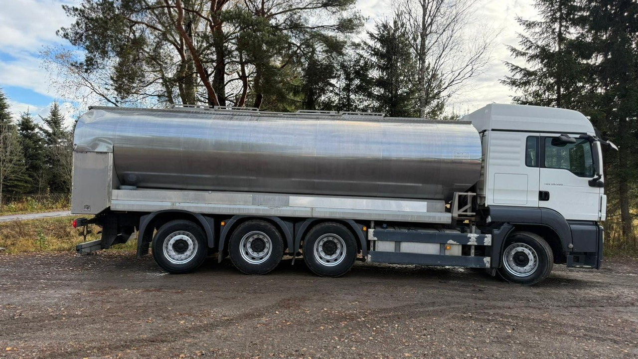 MAN TGS 35.480 8X4-2 TRIDEM Wasser-Tank - Tank truck: picture 2 MAN TGS 35.480 8X4-2 TRIDEM Wasser-Tank - Tank truck: picture 2