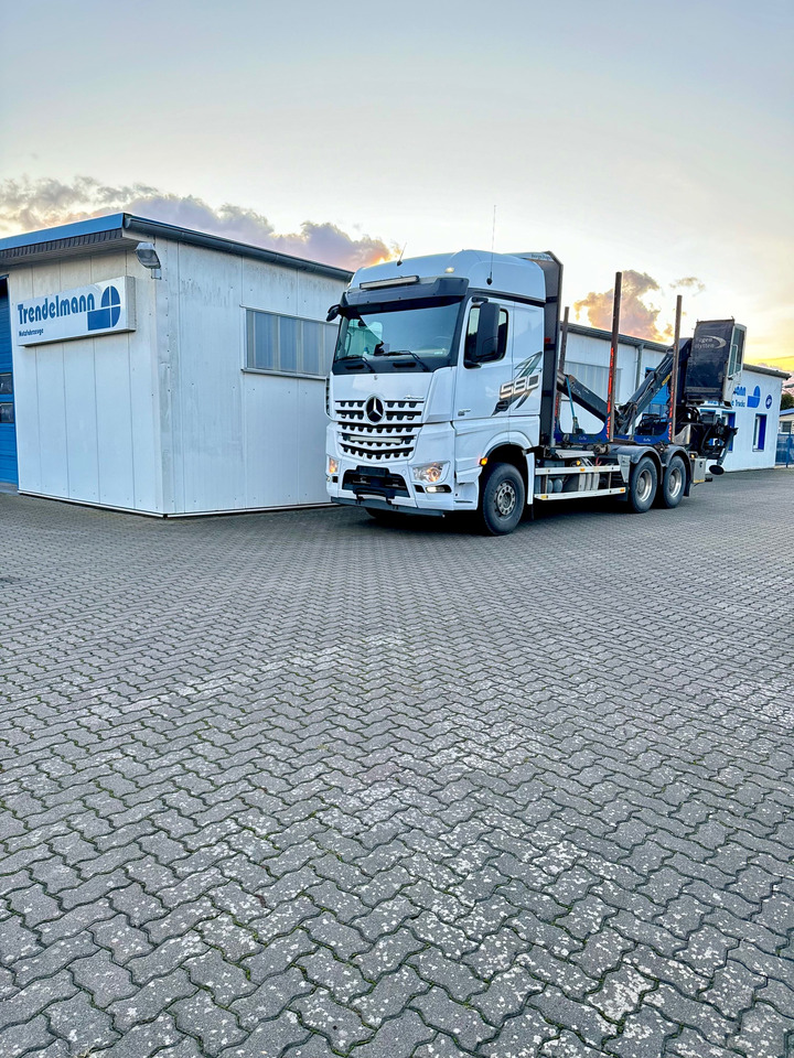 Mercedes Arocs 3358 L 6x4 Radstand 4500 Arocs 3358 L 6x4 Blatt-Luft Gefedert - Timber truck: picture 1 Mercedes Arocs 3358 L 6x4 Radstand 4500 Arocs 3358 L 6x4 Blatt-Luft Gefedert - Timber truck: picture 1