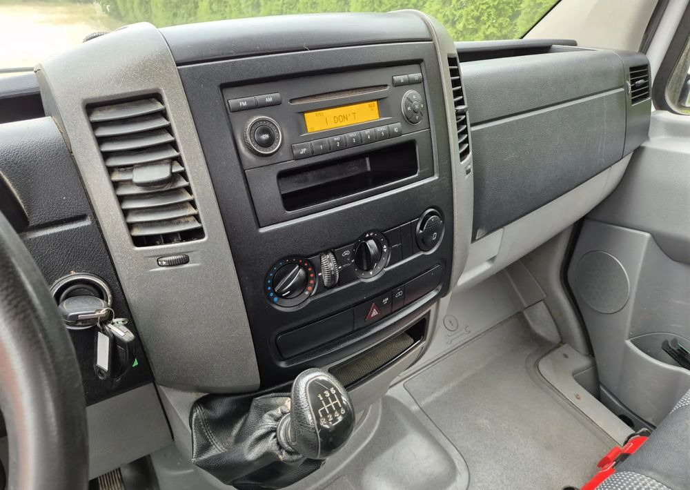 Flatbed van Mercedes-Benz 316CDI 2.2 160KM: picture 7