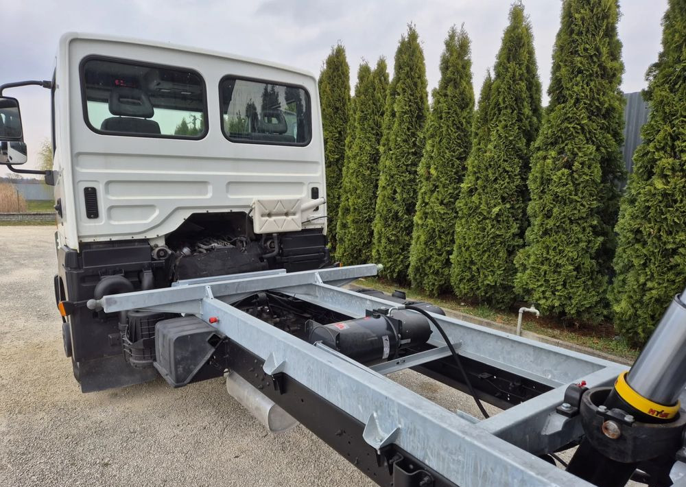 Nissan ATLEON 3.0 150KM Wywrotka 3-stronna - Tipper van: picture 5 Nissan ATLEON 3.0 150KM Wywrotka 3-stronna - Tipper van: picture 5