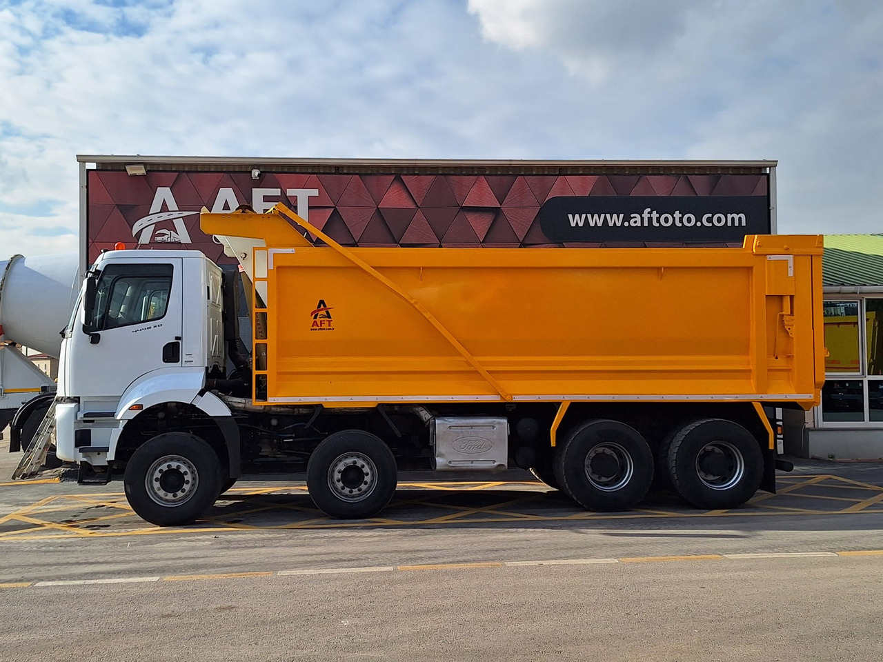 FORD 4445 XD - Tipper: picture 5 FORD 4445 XD - Tipper: picture 5