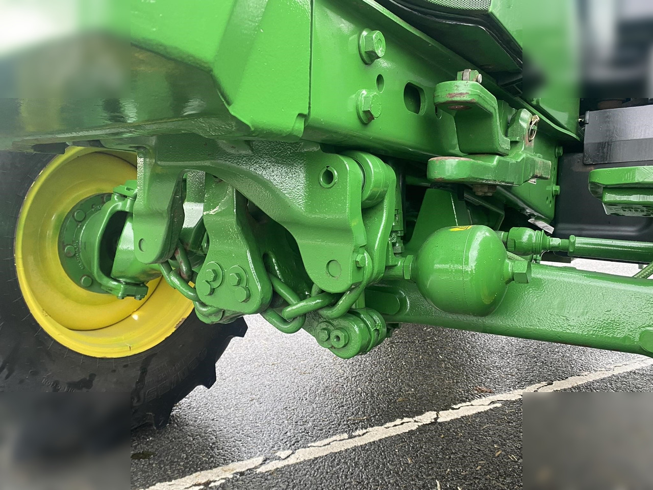 2012 JOHN DEERE 6125R - Farm tractor: picture 4 2012 JOHN DEERE 6125R - Farm tractor: picture 4