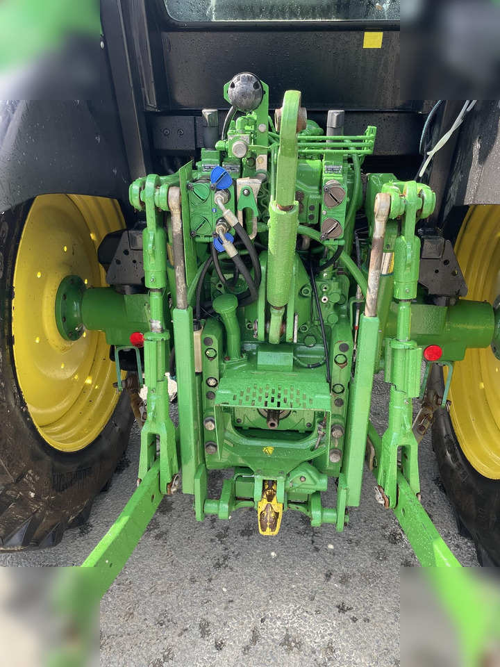 2015 JOHN DEERE 6110RC - Farm tractor: picture 4 2015 JOHN DEERE 6110RC - Farm tractor: picture 4