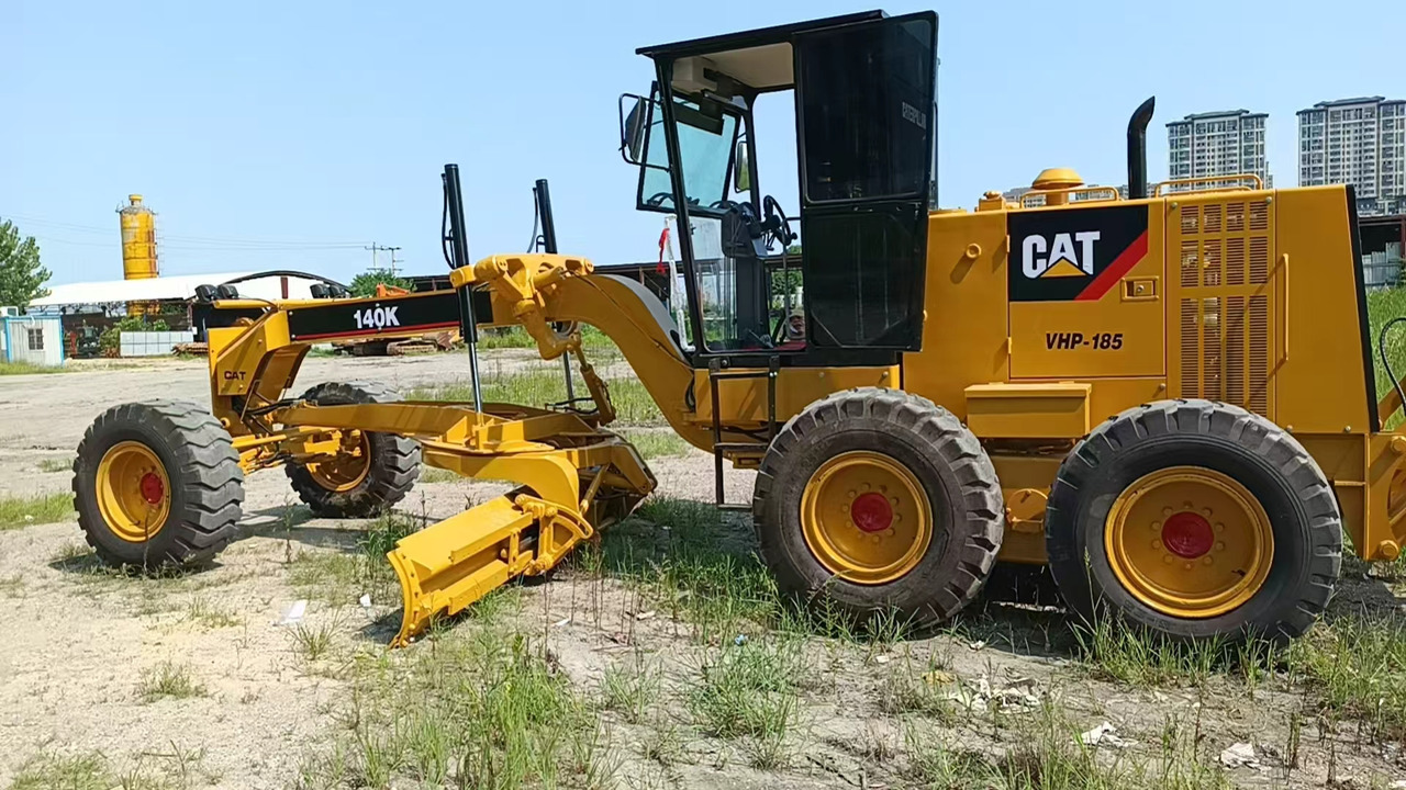CATERPILLAR 140K used motor grader low price - Grader: picture 1 CATERPILLAR 140K used motor grader low price - Grader: picture 1