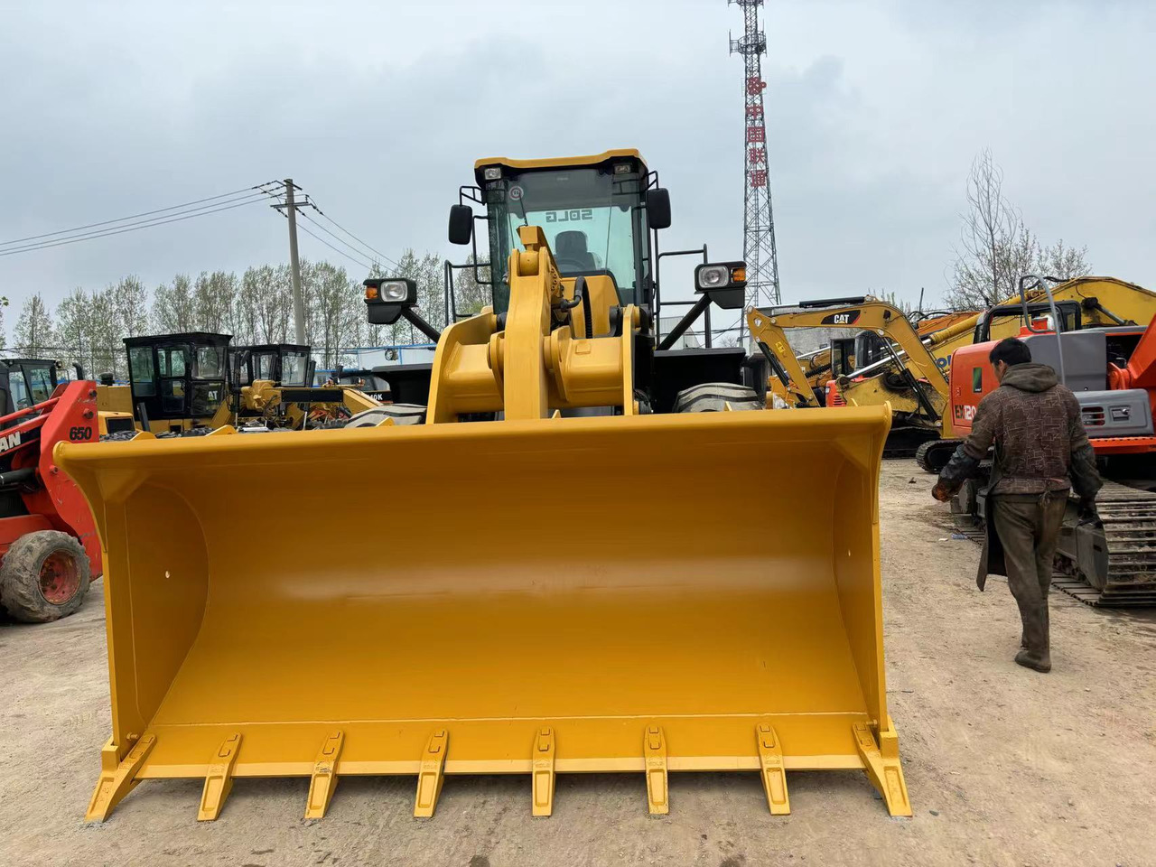 SDLG L956F - Wheel loader: picture 2 SDLG L956F - Wheel loader: picture 2