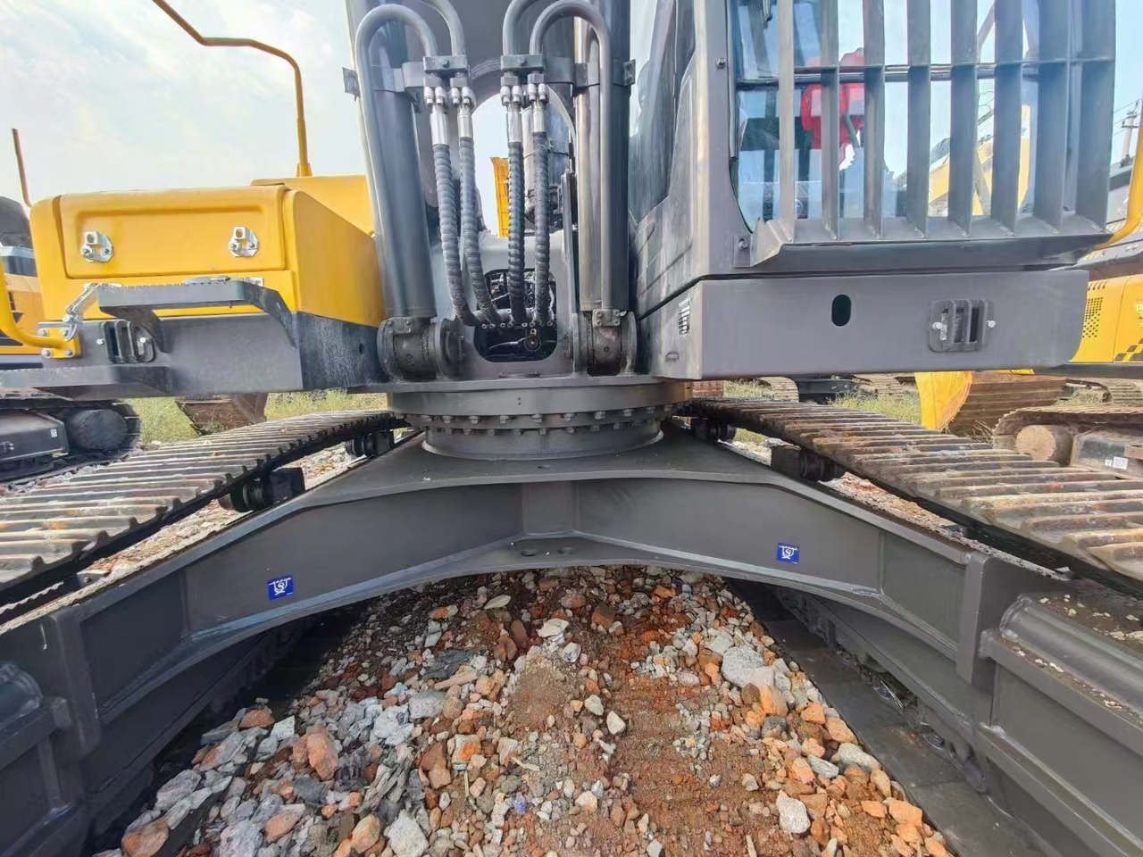 VOLVO EC480 used original excavator - Crawler excavator: picture 3 VOLVO EC480 used original excavator - Crawler excavator: picture 3