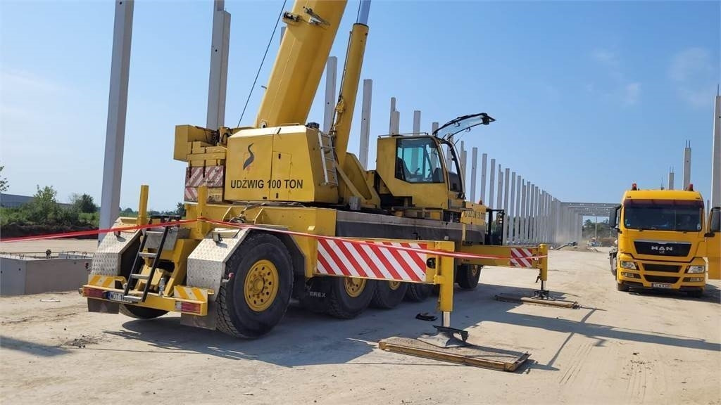 Demag AC-100/5  - All terrain crane: picture 5 Demag AC-100/5  - All terrain crane: picture 5