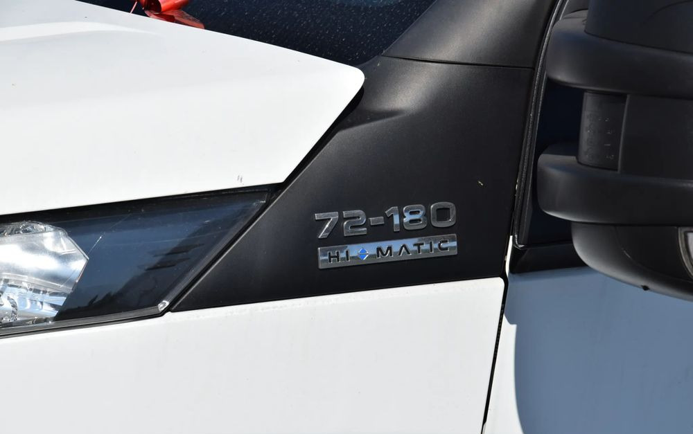 Refrigerator truck Iveco DAILY 70C18 / 3.0 - 180 KM / AUTOMAT HI-MATIC / 3 OSOBY / CHŁODNIA - MROŹNIA 4,55 M / AGREGAD FRIGOBLOCK / WINDA SORENSEN / KLIMA / TEMPOMAT / KAMERA COFANIA / REGULOWANE ZAWIESZENIE / SERWISOWA: picture 11 Refrigerator truck Iveco DAILY 70C18 / 3.0 - 180 KM / AUTOMAT HI-MATIC / 3 OSOBY / CHŁODNIA - MROŹNIA 4,55 M / AGREGAD FRIGOBLOCK / WINDA SORENSEN / KLIMA / TEMPOMAT / KAMERA COFANIA / REGULOWANE ZAWIESZENIE / SERWISOWA: picture 11