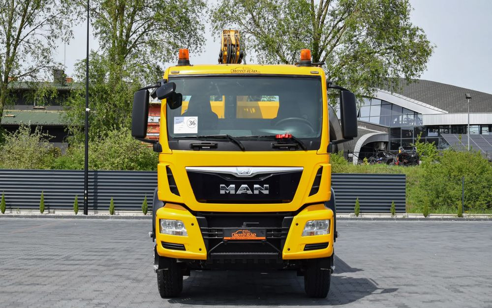 MAN TGS 26.400 / 6x4 / EURO 6 / UDT / HDS FASSI 165 / WYSUW x3 / ROTATOR / CHWYTAK / STEROWANIE RADIOWE / WZMOCNIONA RAMA / WYWROTKA / HYDROBURTA / AUTOMAT / 2017 / NOWE OPONY - 100% / NISKI PRZEBIEG - Other machinery: picture 2 MAN TGS 26.400 / 6x4 / EURO 6 / UDT / HDS FASSI 165 / WYSUW x3 / ROTATOR / CHWYTAK / STEROWANIE RADIOWE / WZMOCNIONA RAMA / WYWROTKA / HYDROBURTA / AUTOMAT / 2017 / NOWE OPONY - 100% / NISKI PRZEBIEG - Other machinery: picture 2