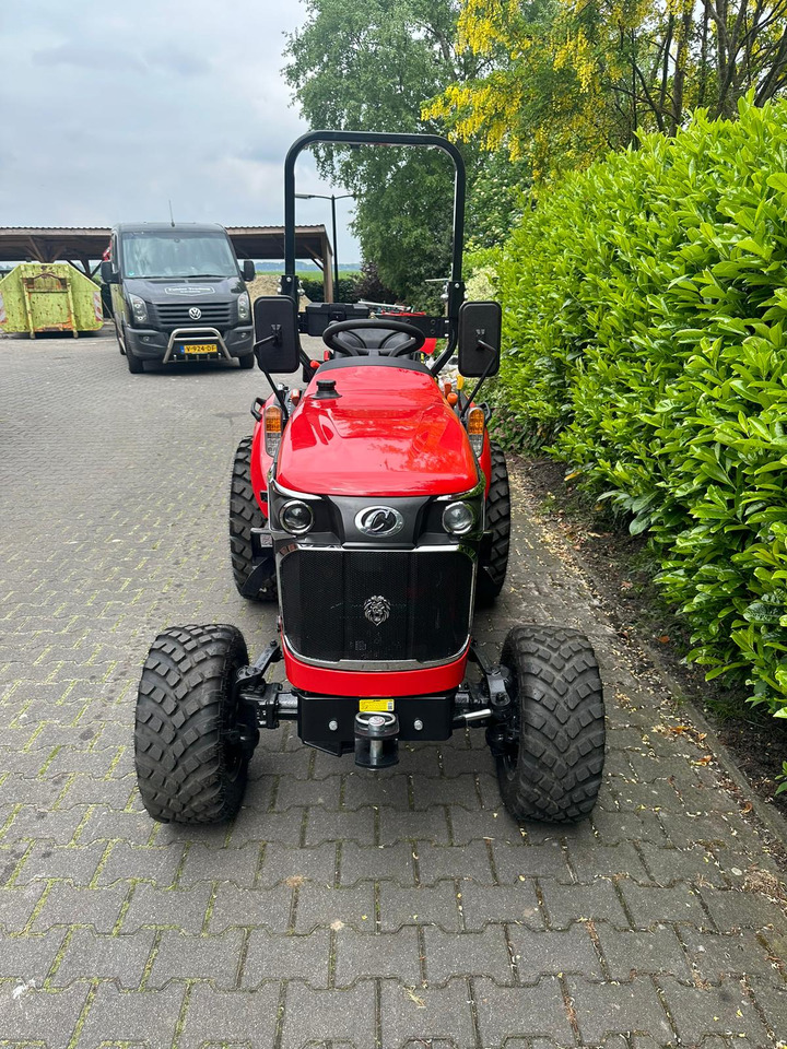 Captain - Compact tractor: picture 3 Captain - Compact tractor: picture 3