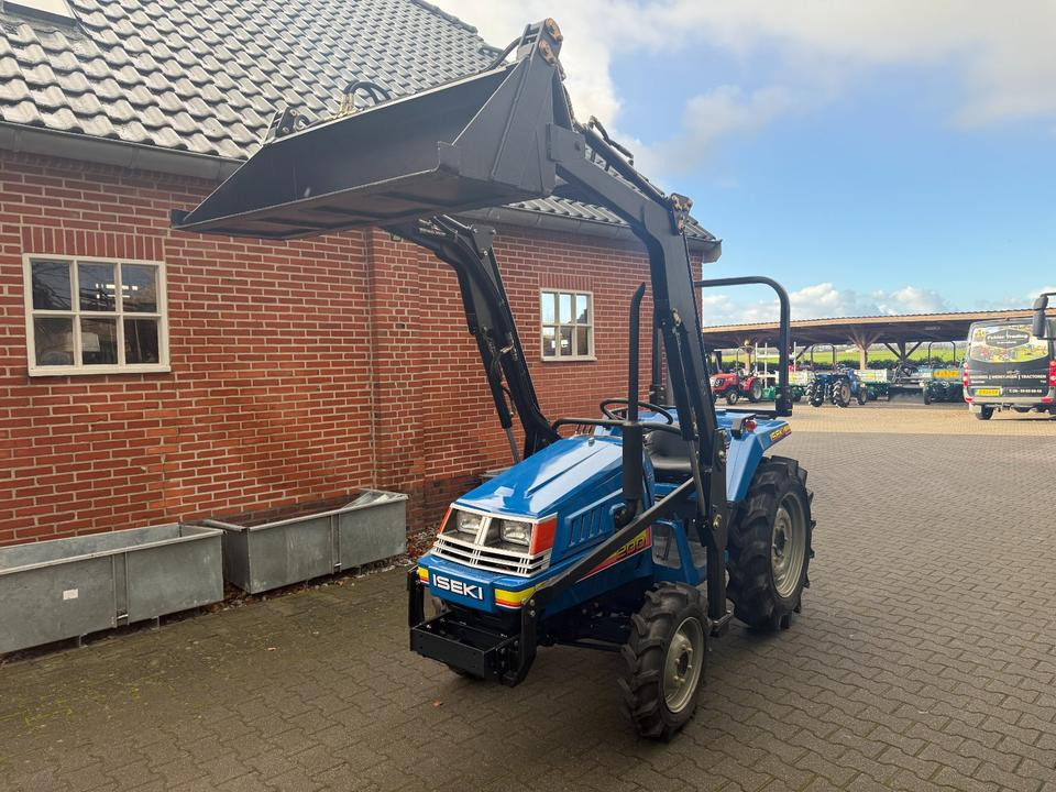 Iseki TU200 mit Frontlader ab 125€ pro Monat. - Compact tractor: picture 1 Iseki TU200 mit Frontlader ab 125€ pro Monat. - Compact tractor: picture 1