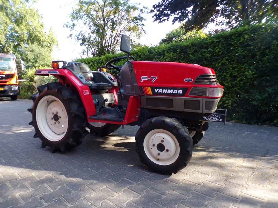 Kleintraktor Yanmar F-7 - Compact tractor: picture 1 Kleintraktor Yanmar F-7 - Compact tractor: picture 1