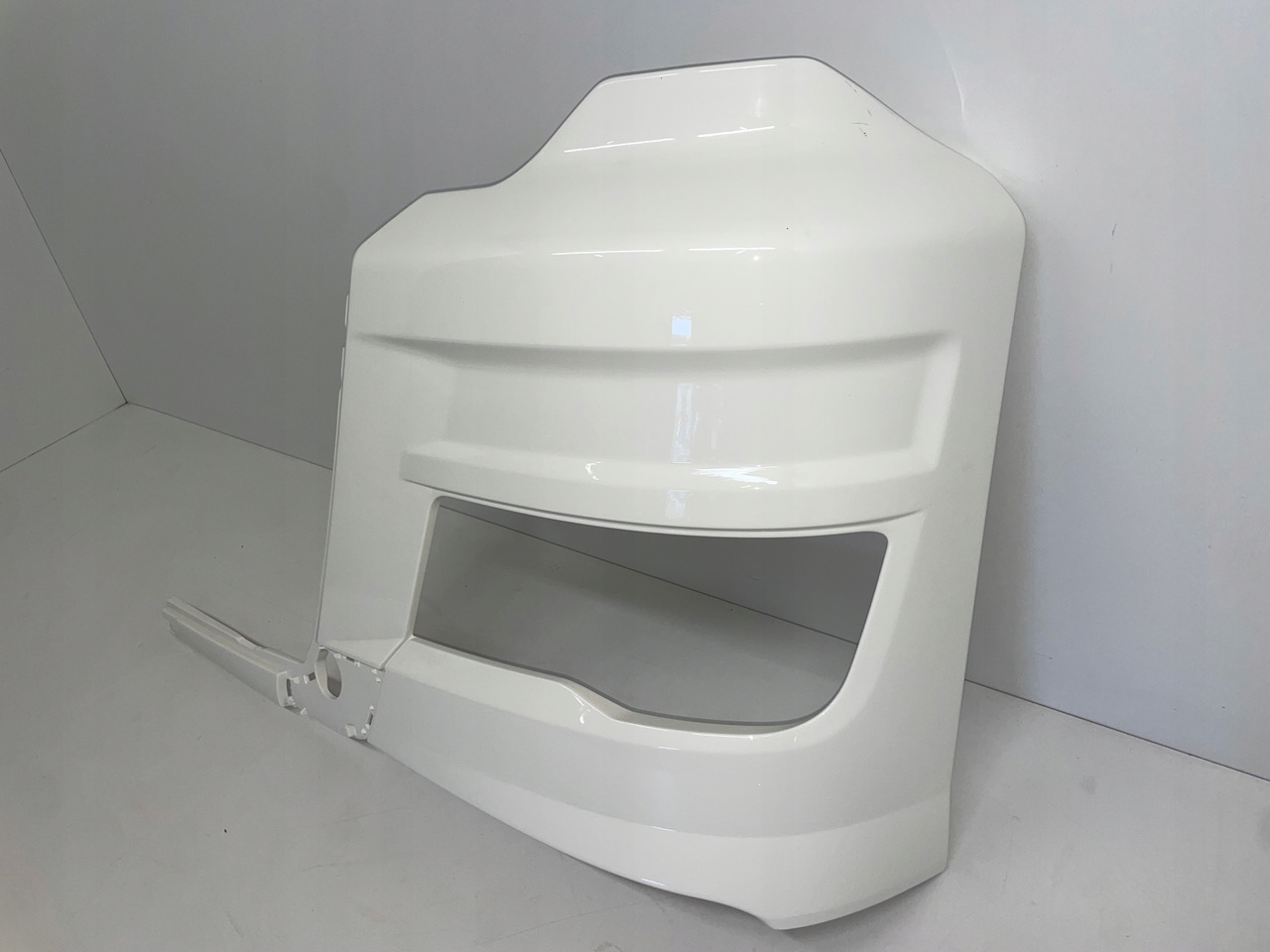 LEWA OSŁONA NA HALOGEN ZDERZAK MAN TG3 TGX 3 81416142277 - Bumper for Truck: picture 3 LEWA OSŁONA NA HALOGEN ZDERZAK MAN TG3 TGX 3 81416142277 - Bumper for Truck: picture 3