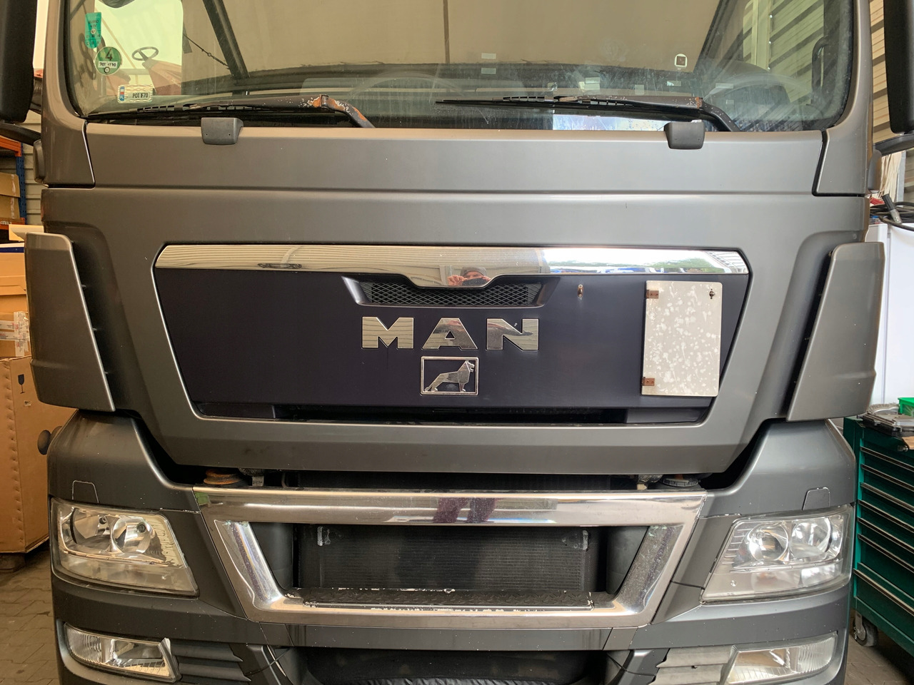 MASKA ATRAPA GRILL POLIK OWIEWKA MAN TGX - Hood for Truck: picture 1 MASKA ATRAPA GRILL POLIK OWIEWKA MAN TGX - Hood for Truck: picture 1